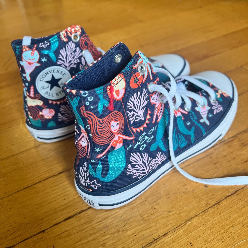Never worn NEW Mermaid Under the Sea Converse high tops